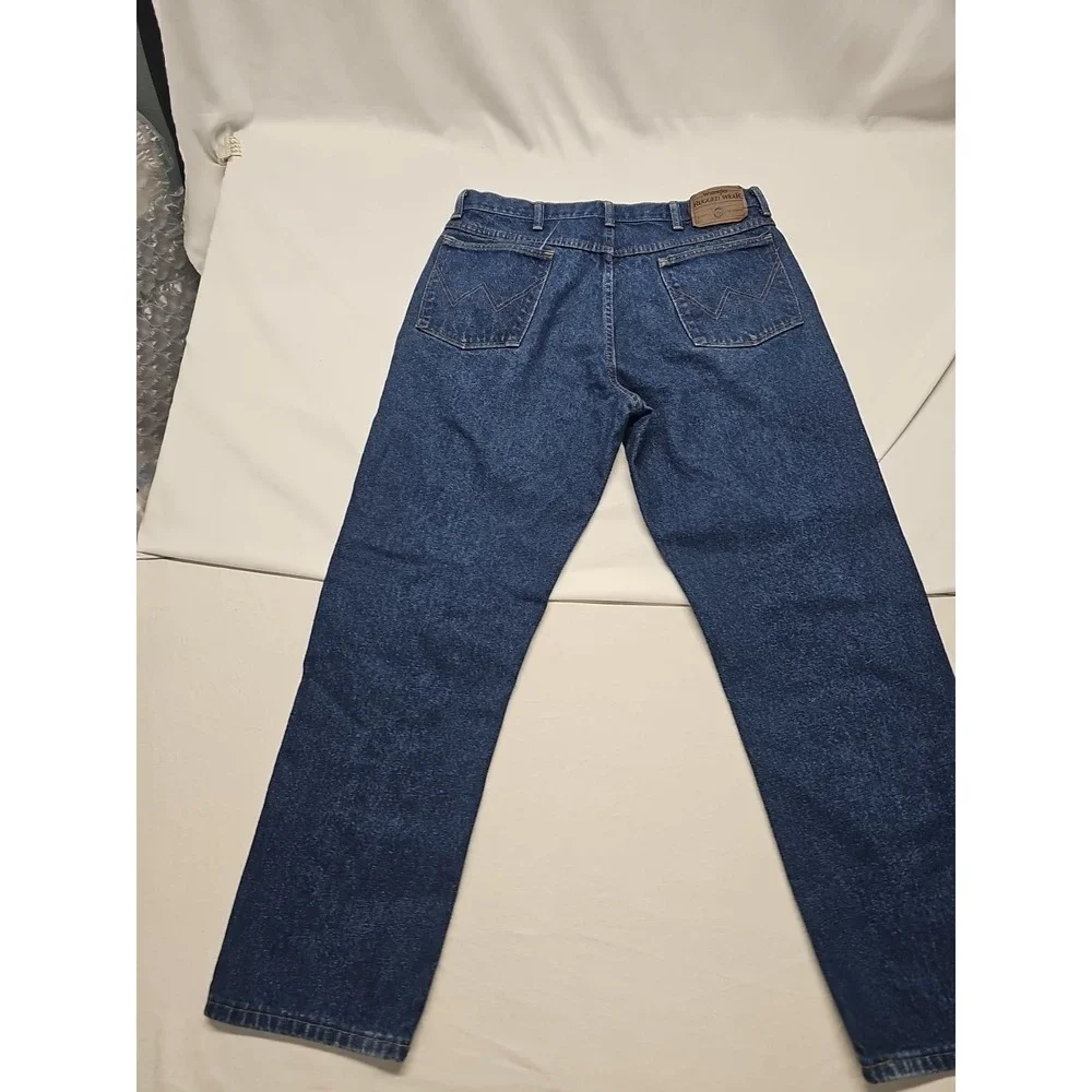 Wrangler rugged wear